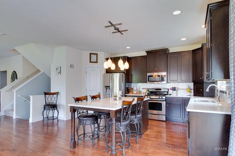 1319 Avery Ave, Wheaton, IL 60187 photo 11