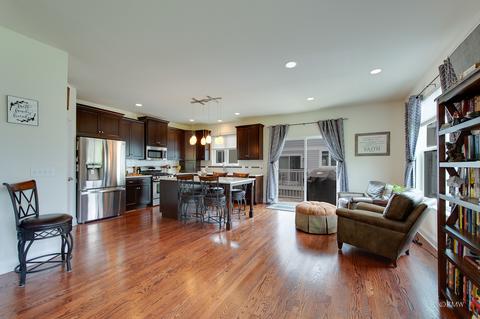 1319 Avery Ave, Wheaton, IL 60187 photo 12
