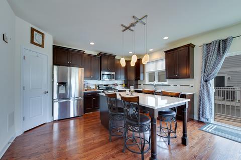 1319 Avery Ave, Wheaton, IL 60187 photo 8