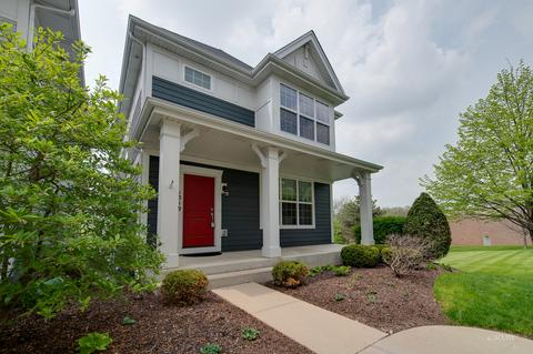 1319 Avery Ave, Wheaton, IL 60187 photo 2