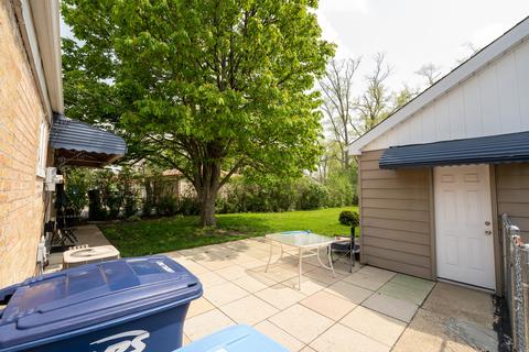 2631 Maple St, Des Plaines, IL 60018 photo 13