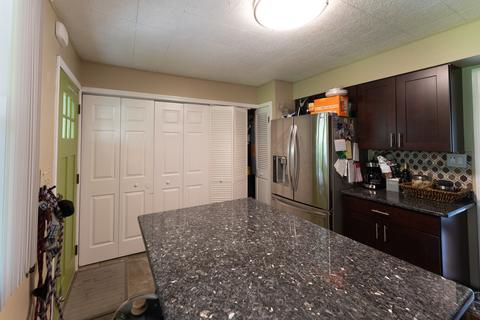 2631 Maple St, Des Plaines, IL 60018 photo 12