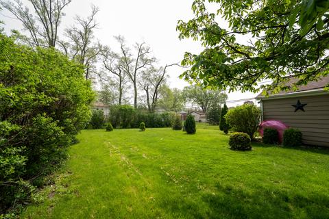 2631 Maple St, Des Plaines, IL 60018 photo 15