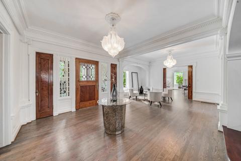 1000 E 48th St, Chicago, IL 60615 photo 9