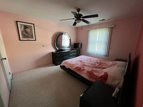 686 Scanlon Dr #B2, Wheeling, IL 60090 photo 2
