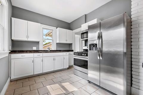 635 5th Ave, Aurora, IL 60505 photo 8