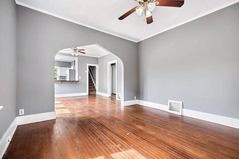 635 5th Ave, Aurora, IL 60505 photo 5