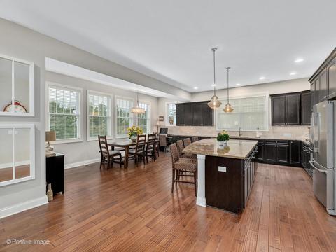 1002 Sunset Rd, Wheaton, IL 60189 photo 12