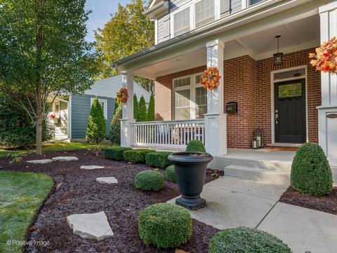 1002 Sunset Rd, Wheaton, IL 60189 photo 2