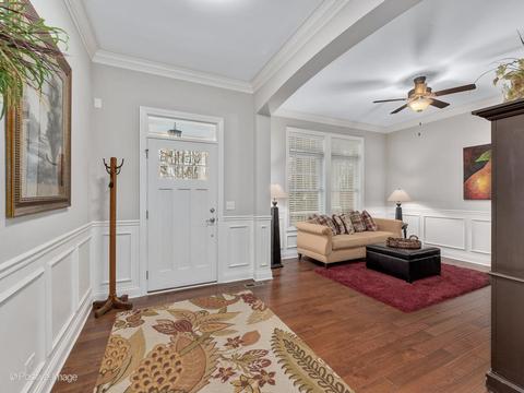 1002 Sunset Rd, Wheaton, IL 60189 photo 4