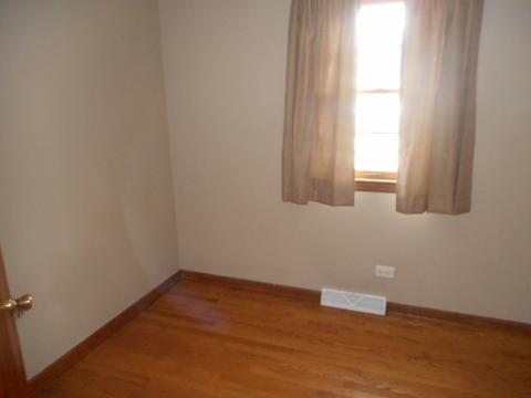 137 W Richton Rd, Steger, IL 60475 photo 7