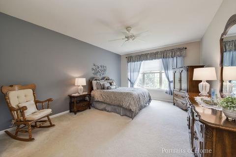 2240 Lundquist Dr, Aurora, IL 60503 photo 15
