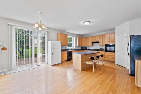 1433 Sutton Pl, Gurnee, IL 60031 photo 9