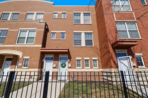 2336 E 71st St #B, Chicago, IL 60649 photo 1