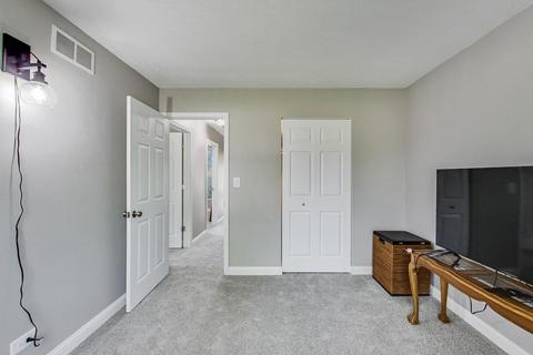 1194 Independence Dr, Bartlett, IL 60103 photo 27