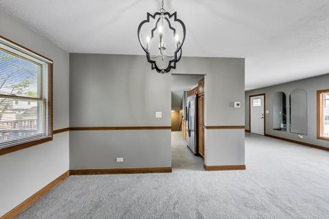 1194 Independence Dr, Bartlett, IL 60103 photo 6