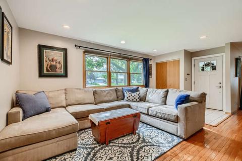 2608 Spruce Ct, Rolling Meadows, IL 60008 photo 8