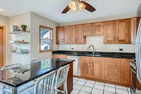 2608 Spruce Ct, Rolling Meadows, IL 60008 photo 5