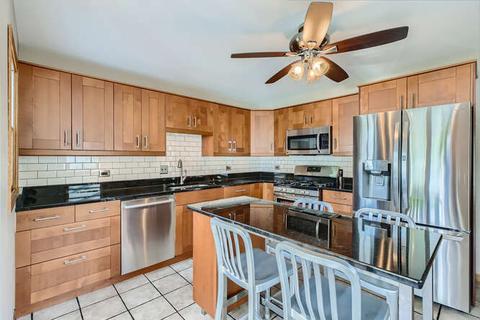 2608 Spruce Ct, Rolling Meadows, IL 60008 photo 4