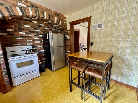 2110 10th St, Peru, IL 61354 photo 10