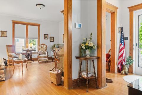 720 E Center St, Le Roy, IL 61752 photo 6