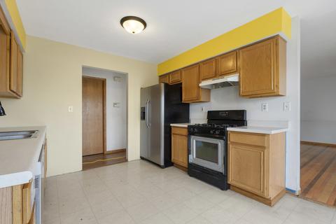 125 Shadowbrook Dr, Capron, IL 61012 photo 5