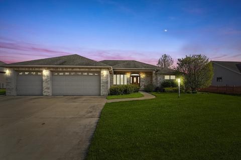 935 Michael Dr, Morris, IL 60450 photo 2