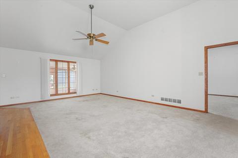 935 Michael Dr, Morris, IL 60450 photo 3