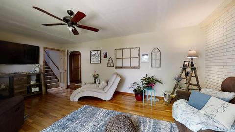 303 E Byron St, Sidney, IL 61877 photo 4