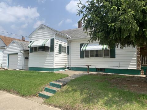 33 11th St, Peru, IL 61354 photo 3