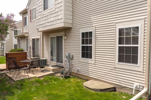 10752 Cape Cod Ln, Huntley, IL 60142 photo 6