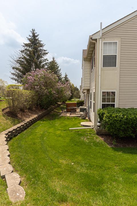 10752 Cape Cod Ln, Huntley, IL 60142 photo 4