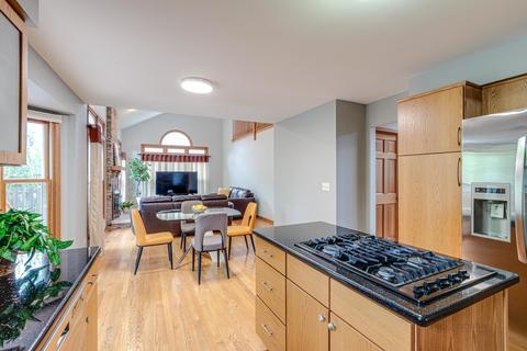 1824 Kelley Dr, Hoffman Estates, IL 60192 photo 7