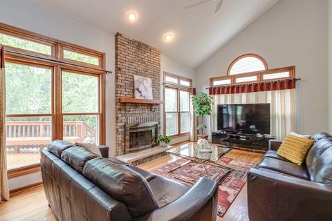 1824 Kelley Dr, Hoffman Estates, IL 60192 photo 10