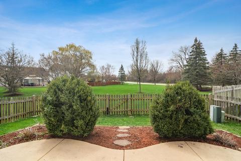 28903 Sawmill Ln, Lakemoor, IL 60051 photo 10