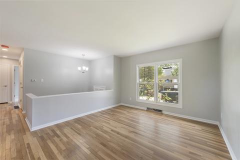 324 E Reader St, Elburn, IL 60119 photo 9