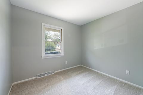 324 E Reader St, Elburn, IL 60119 photo 14