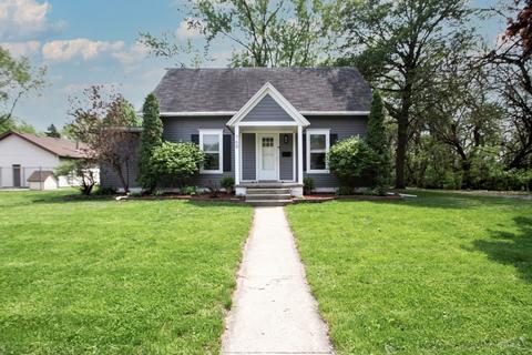768 W Clinton St, Kankakee, IL 60901 photo 2