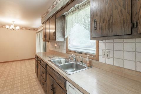 46 E Highland Dr, Bristol, IL 60512 photo 6