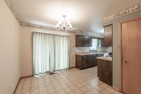 46 E Highland Dr, Bristol, IL 60512 photo 4