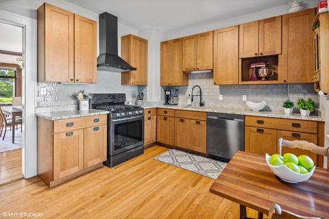 402 Evergreen St, Wheaton, IL 60187 photo 10