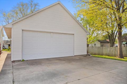 495 E Second St, El Paso, IL 61738 photo 22