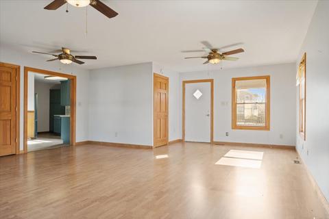 495 E Second St, El Paso, IL 61738 photo 8
