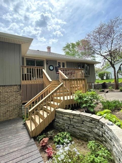110 Stuarton Dr, Wheaton, IL 60189 photo 24