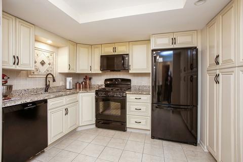 110 Stuarton Dr, Wheaton, IL 60189 photo 26