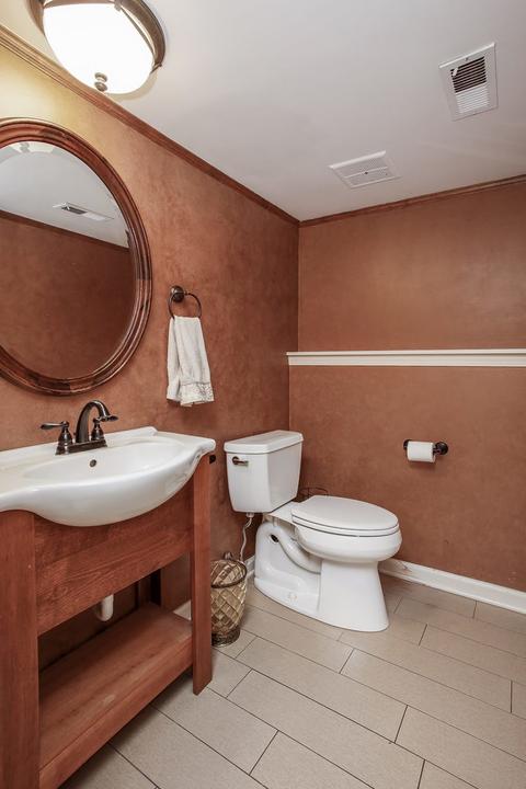110 Stuarton Dr, Wheaton, IL 60189 photo 25