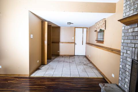16052 Sawyer Ave, Markham, IL 60428 photo 7