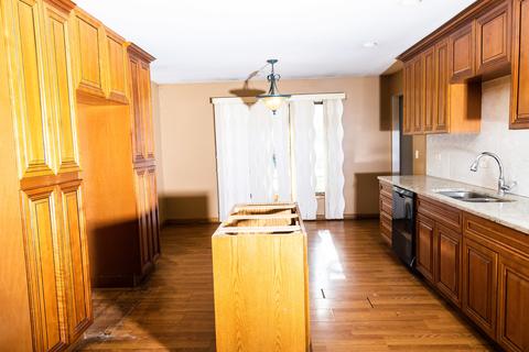 16052 Sawyer Ave, Markham, IL 60428 photo 6