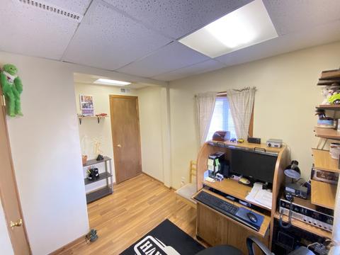 2503 S Scheid Ln, Mchenry, IL 60051 photo 4