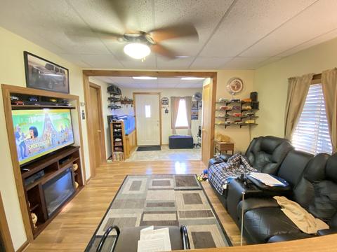 2503 S Scheid Ln, Mchenry, IL 60051 photo 9